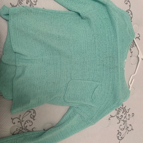 Sweaters - Picture 3 of 3